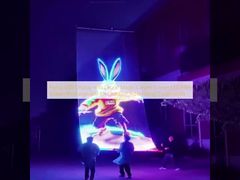 Dronlu Sihirli Halı Ekranlı Uçan LED Ekran LED Film Ekranı Dış Mekan Reklamcılığı için Şarj Edilebilir Özelleştirilmiş